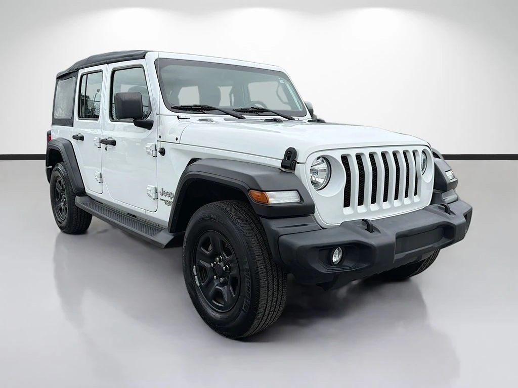 2019 Jeep Wrangler Sport's photo