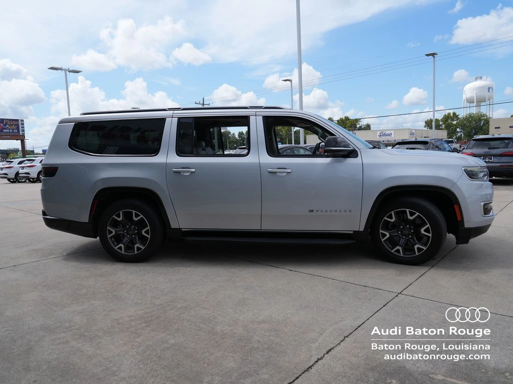 2023 Jeep Wagoneer L Series III - Photo 6