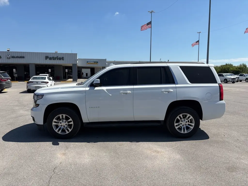 2018 Chevrolet Tahoe LS photo 6