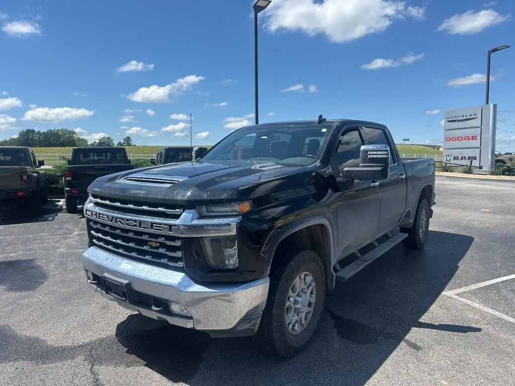 2020 Chevrolet Silverado 3500HD LTZ photo 4