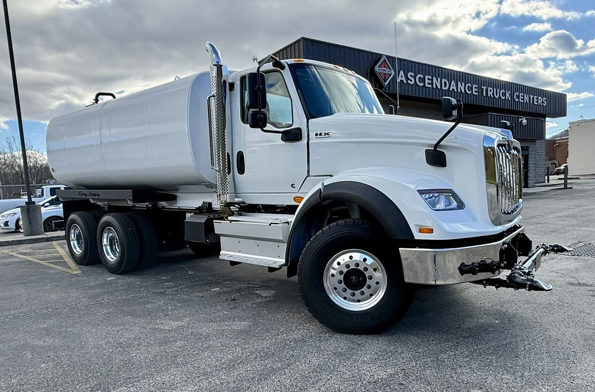 2026 International HX - image 1