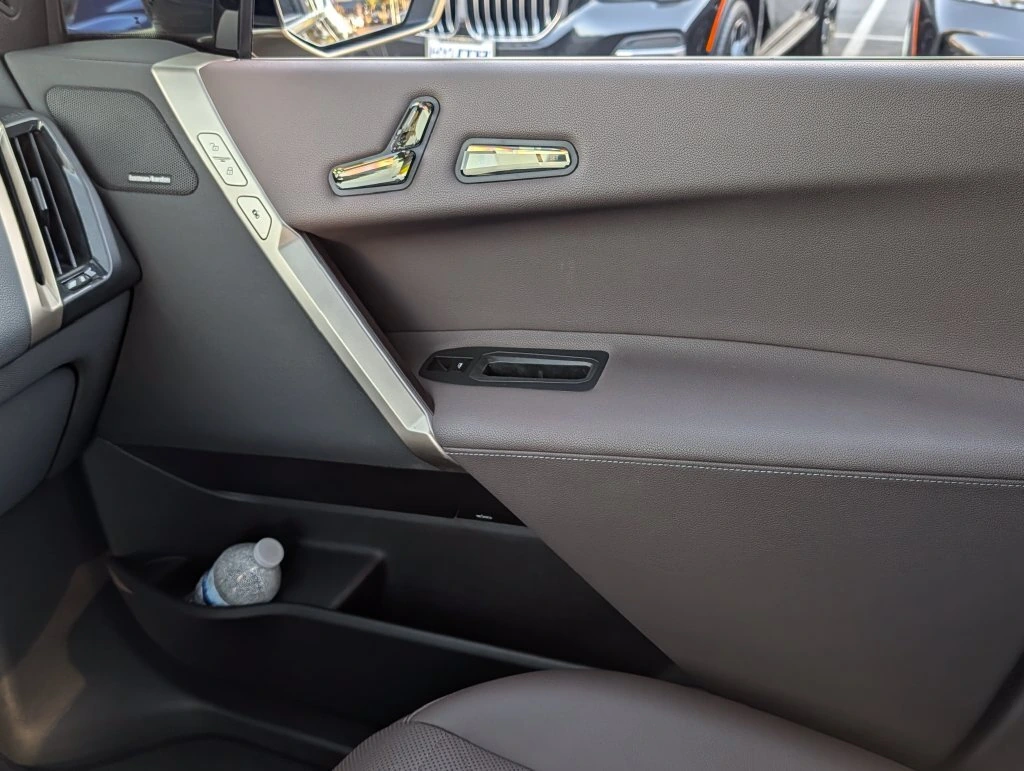 2023 BMW iX Base - Photo 27