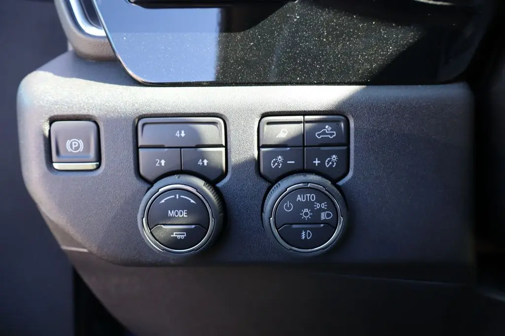 2026 Chevrolet Silverado LT photo 15