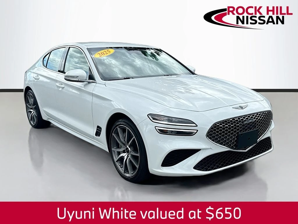 2025 Genesis G70 2.5T Standard's photo