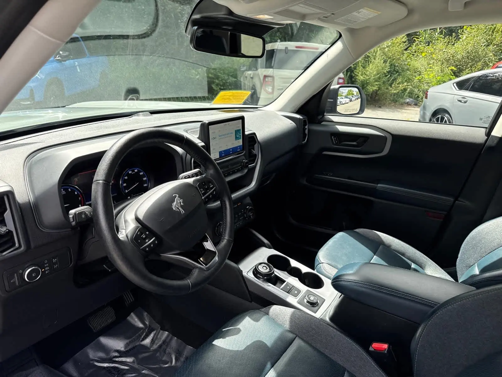 2021 Ford Bronco Sport Outer Banks photo 12