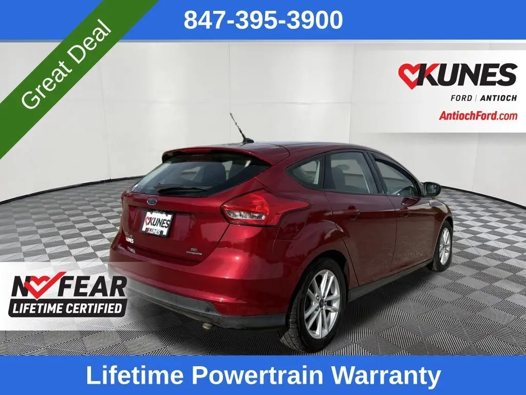 2016 Ford Focus SE photo 3