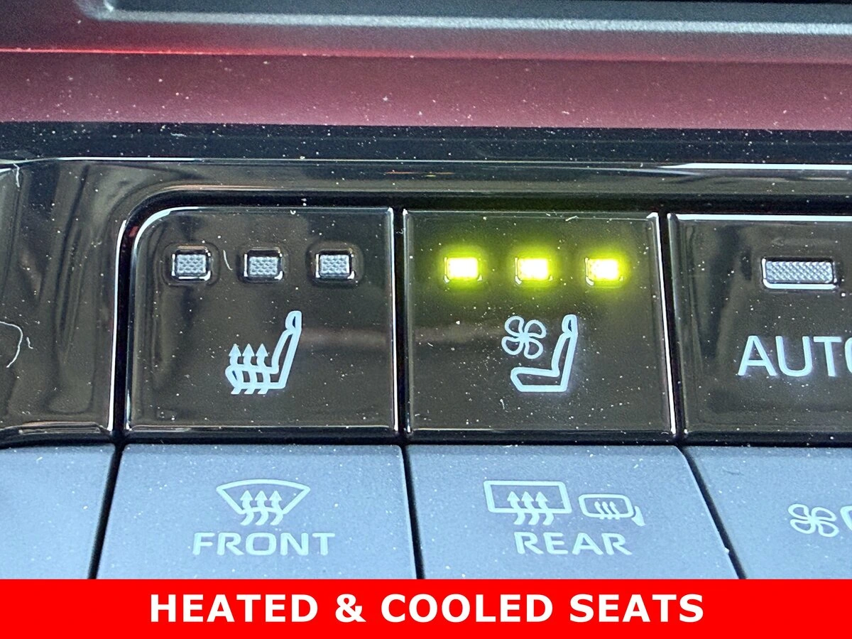 2026 Toyota Prius Plug-in Hybrid XSE Premium - Photo 20