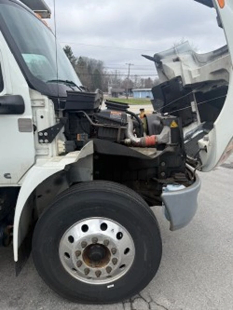 2021 International MV - image 6