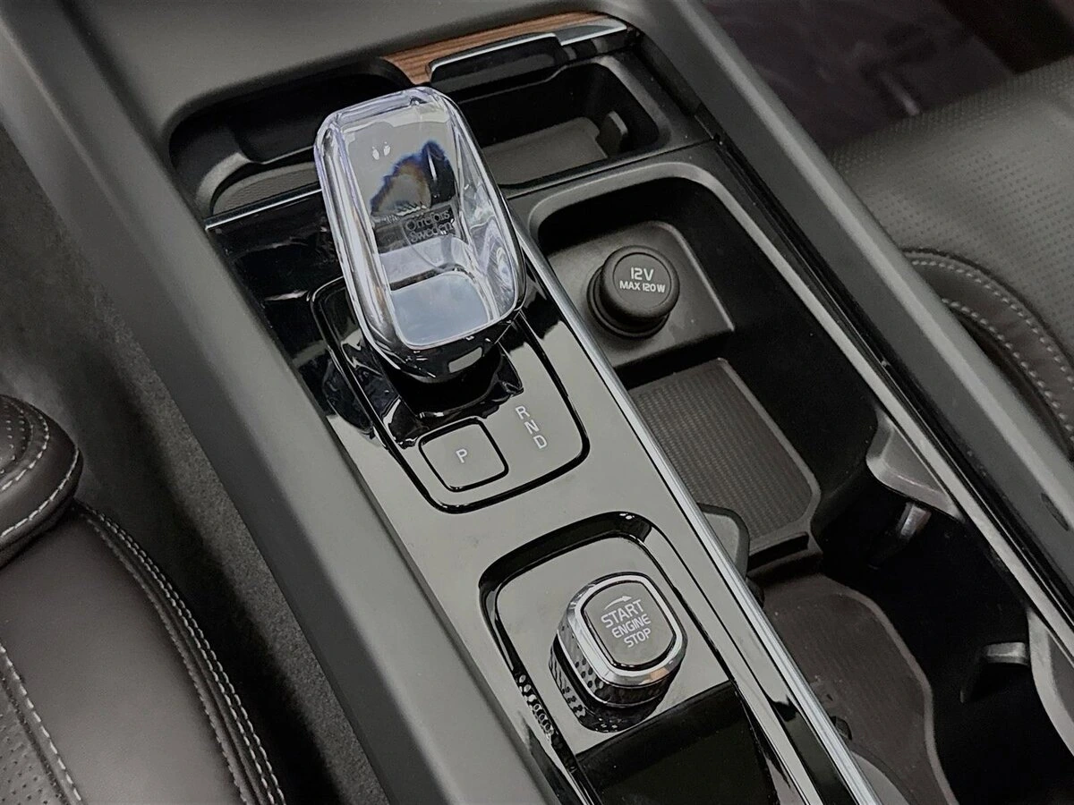 2023 Volvo - image 19