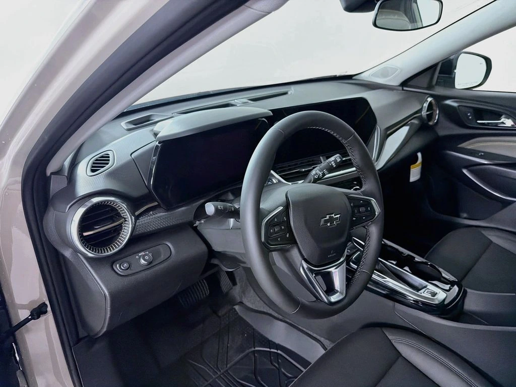 2026 Chevrolet Trax Activ - Photo 9
