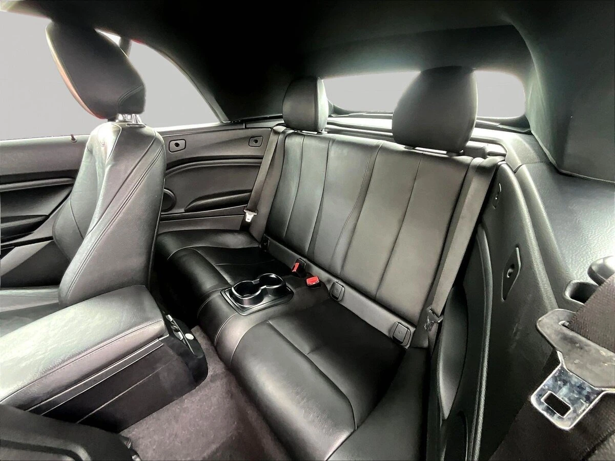 2018 BMW 2 Series M240i - Photo 22