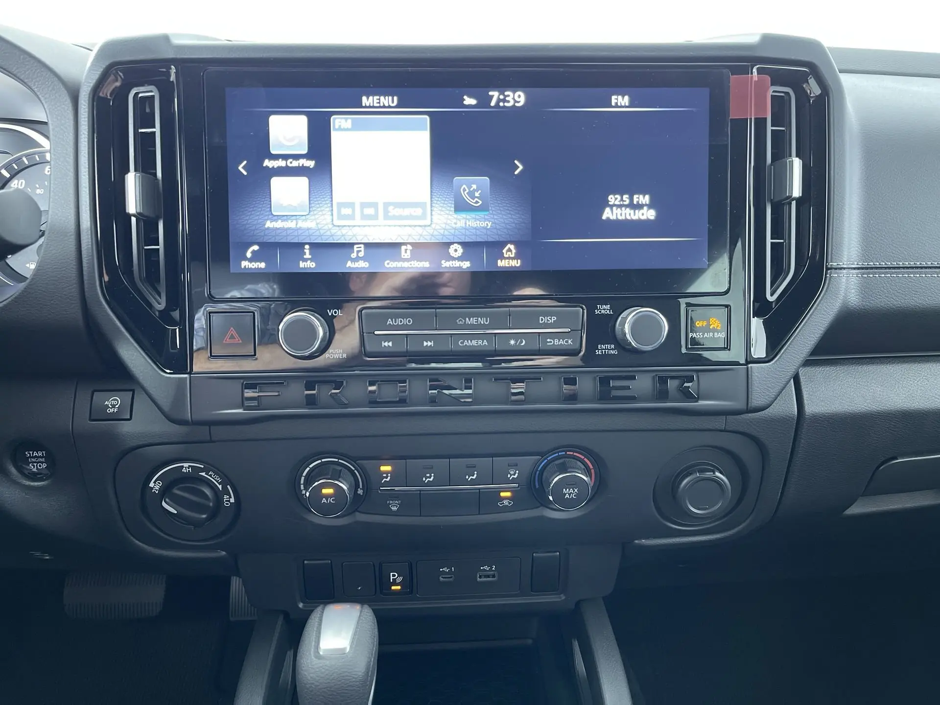2026 Nissan Frontier Crew Cab SV photo 15