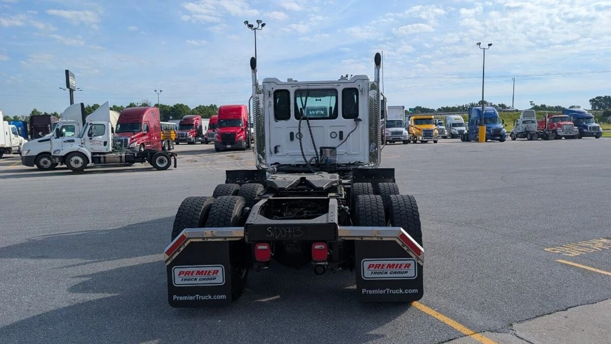 2024 Western Star 47X — photo 7