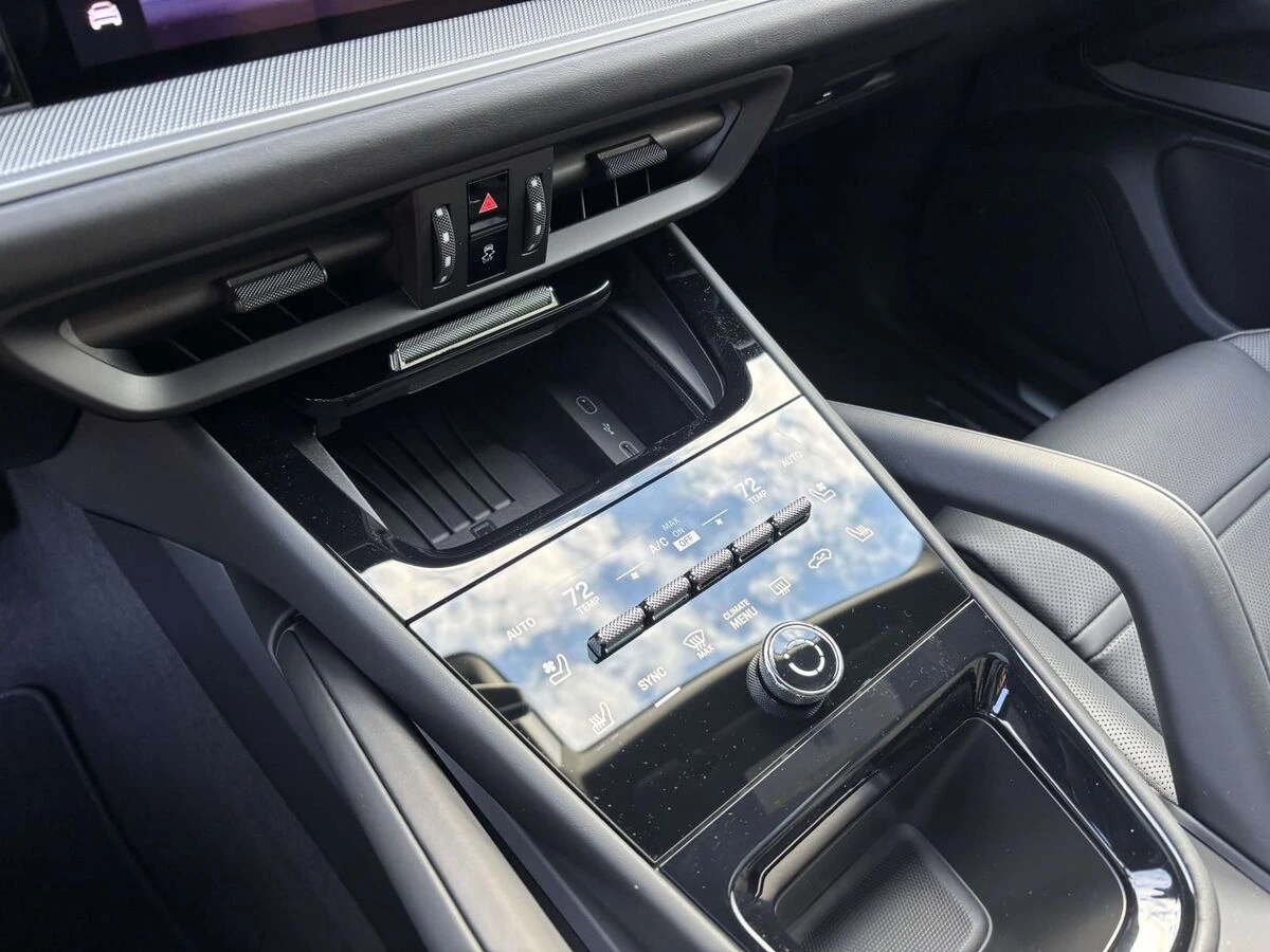 2026 Porsche Cayenne Coupe S - Photo 32