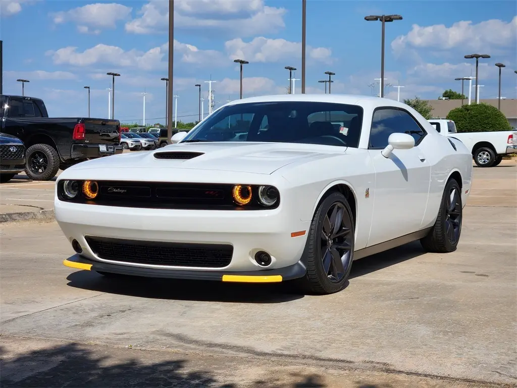 2019 Dodge Challenger R/T Scat Pack photo 3