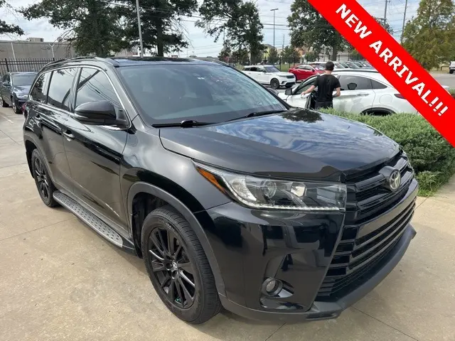 2019 Toyota Highlander SE photo 3