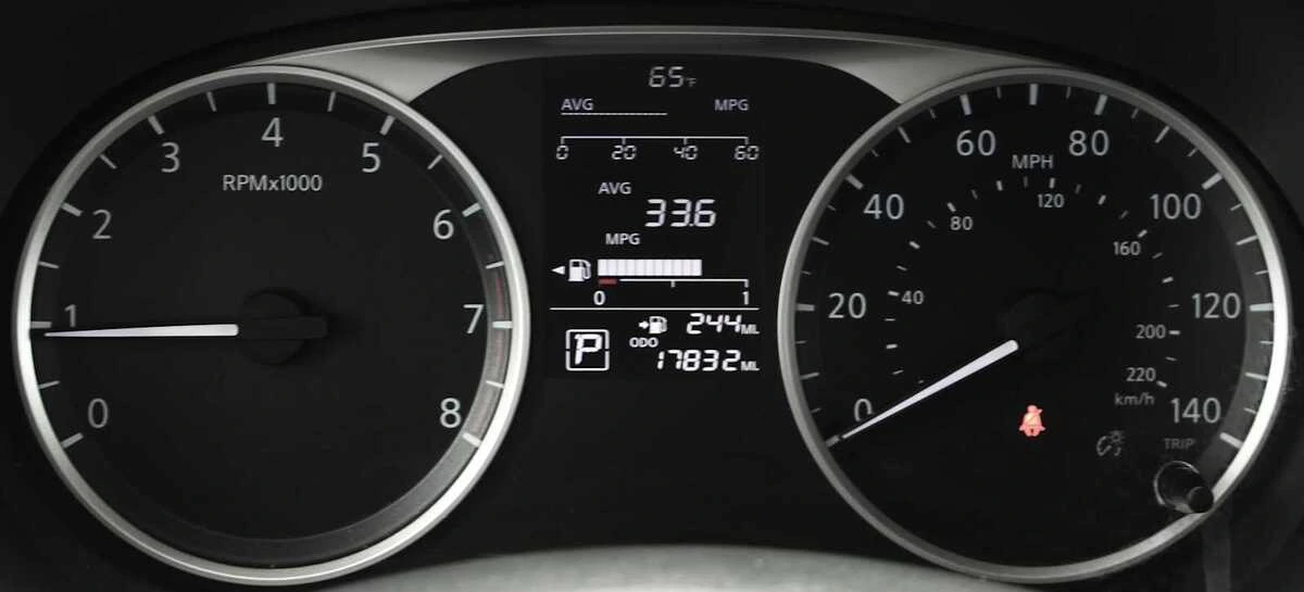 2025 Nissan KICKS PLAY Base - Photo 28