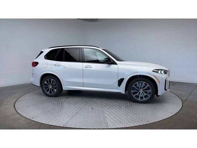2026 BMW X5 M60i - Photo 9