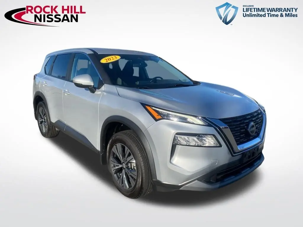 2023 Nissan Rogue SV's photo