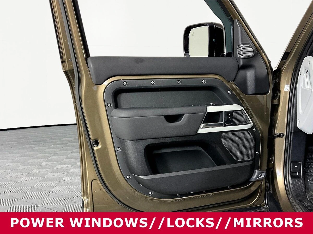 2022 Land Rover Defender S - Photo 19