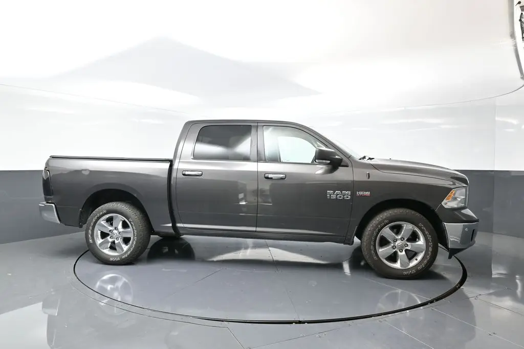2017 Ram 1500 Big Horn photo 2