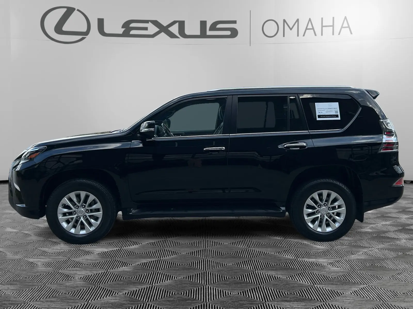 2021 Lexus GX 460 Premium photo 2