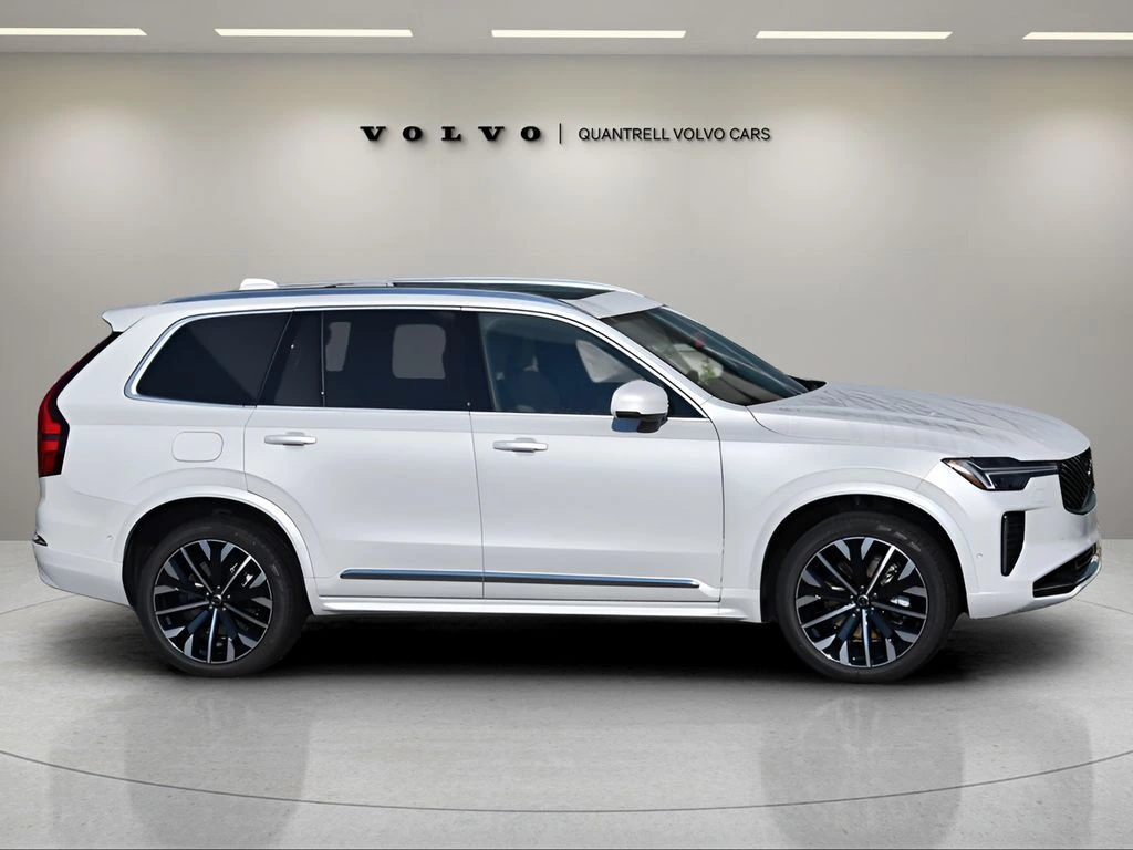 2026 Volvo - image 3