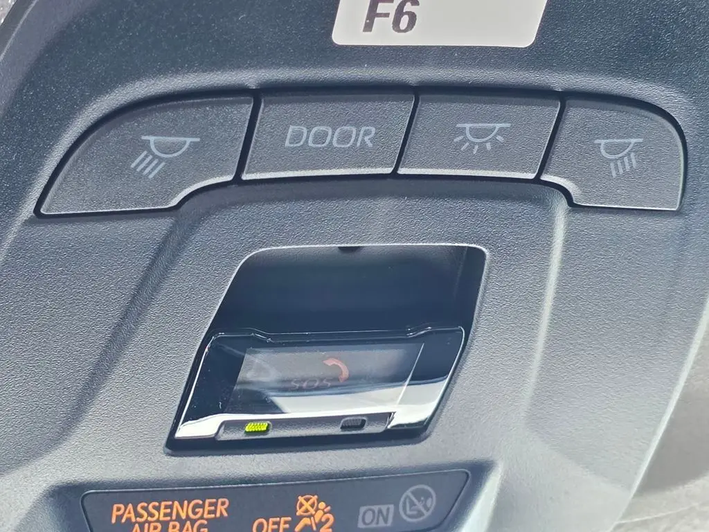 2025 Toyota Corolla LE photo 27