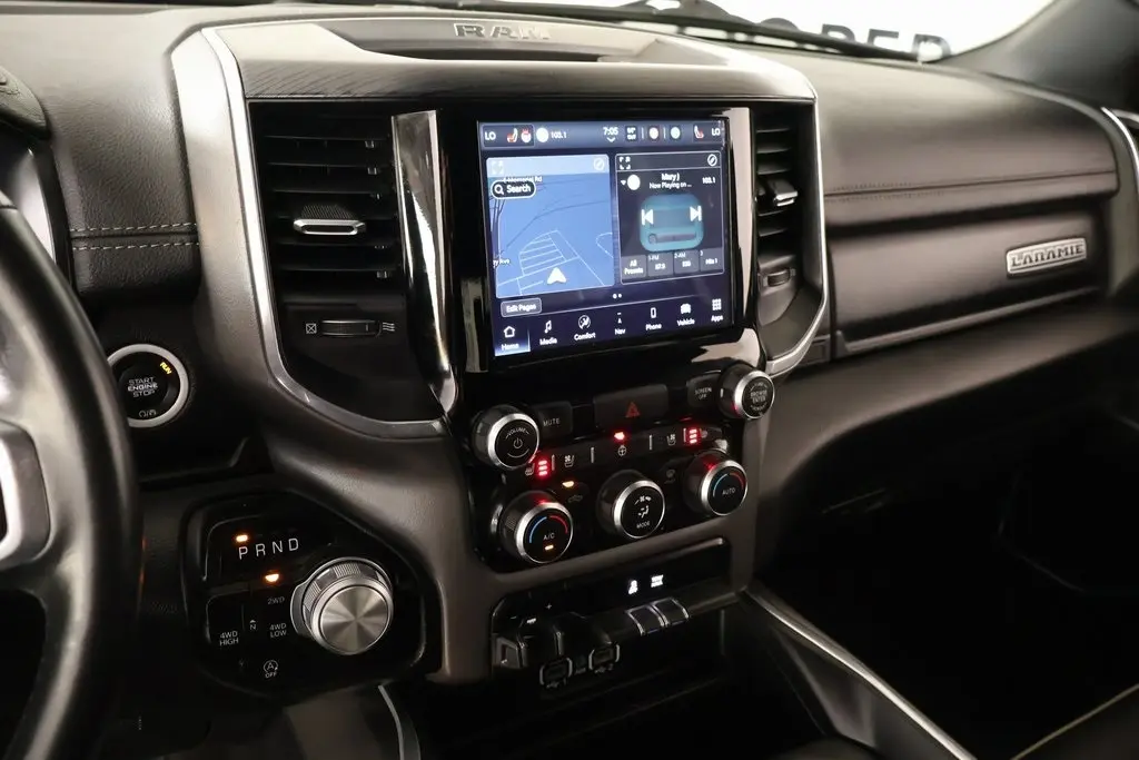 2023 Ram 1500 Laramie photo 4