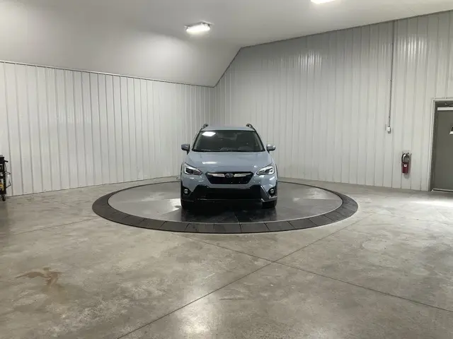 Used 2021 Subaru Crosstrek Limited with VIN JF2GTHMC3M8233016 for sale in Roanoke, IN