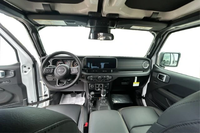 2026 Jeep Gladiator Sahara - Photo 23