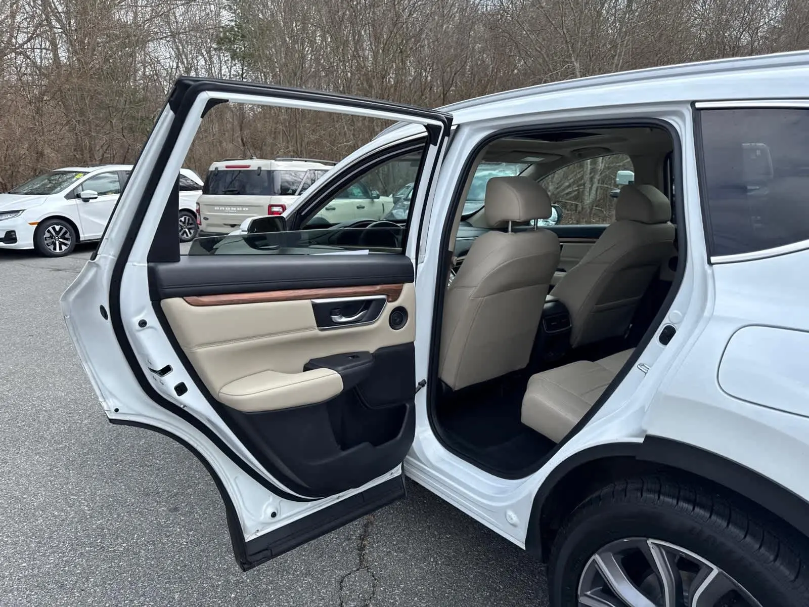 2021 Honda CR-V Hybrid Touring photo 29