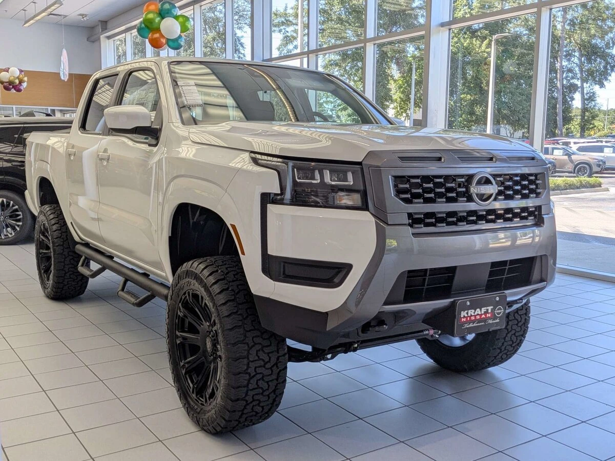 2026 Nissan Frontier