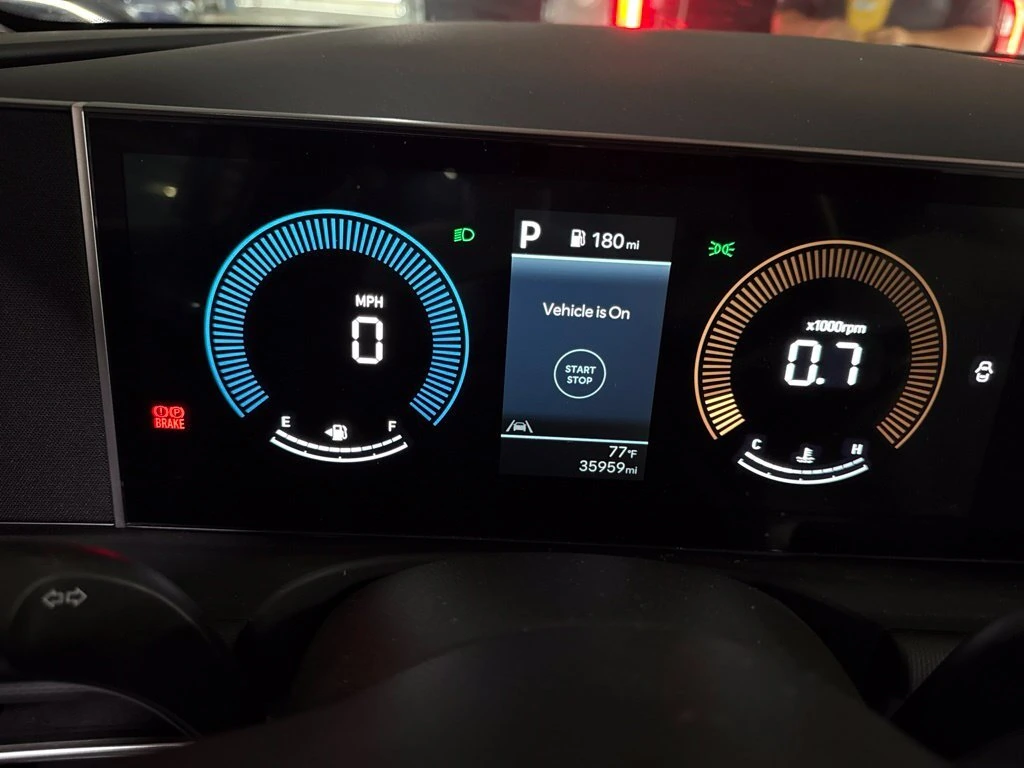 2025 Hyundai Santa Cruz SEL - Photo 8