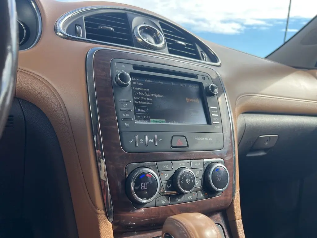2016 Buick Enclave Leather photo 17