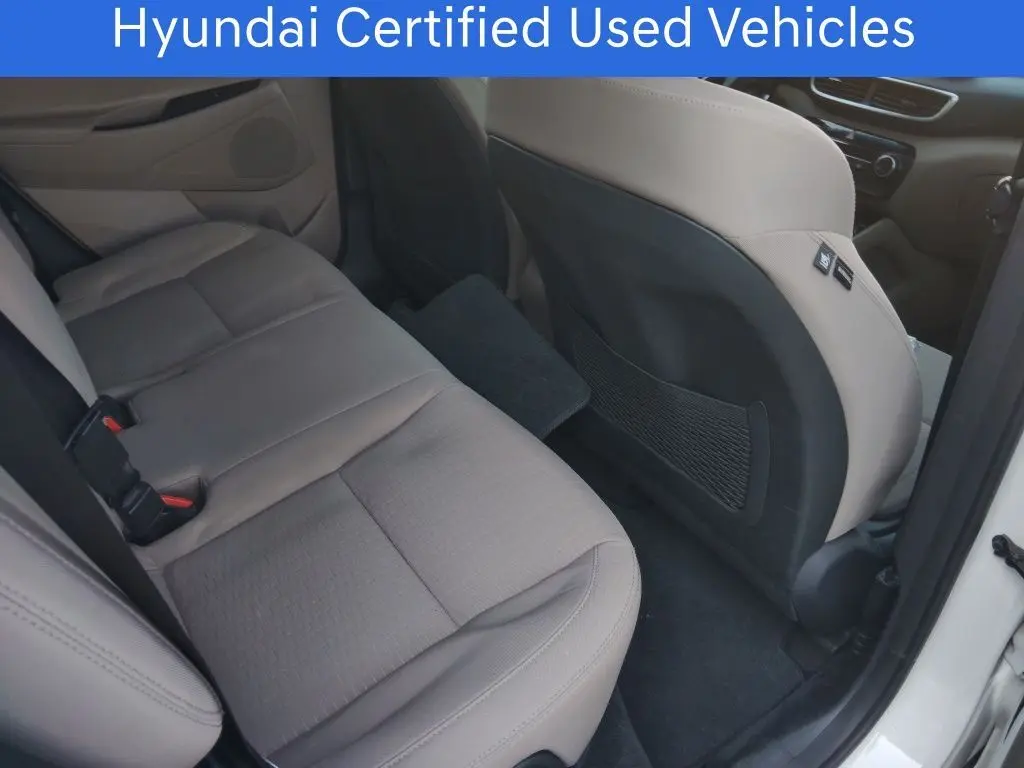 2020 Hyundai Tucson SE photo 9