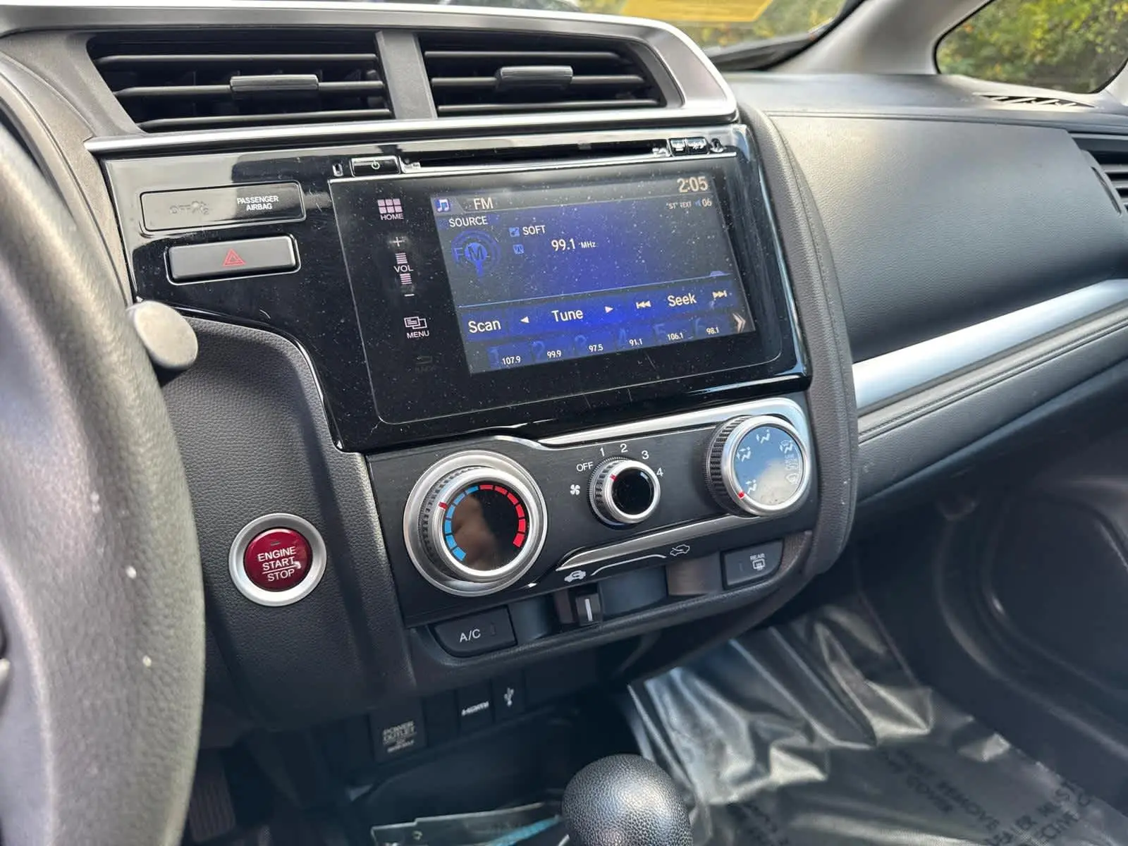 2017 Honda Fit EX photo 27