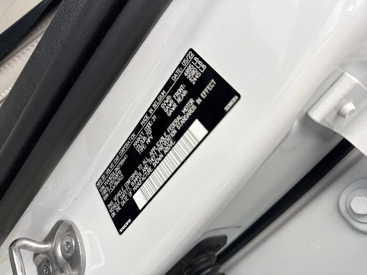 2022 Volvo - image 20