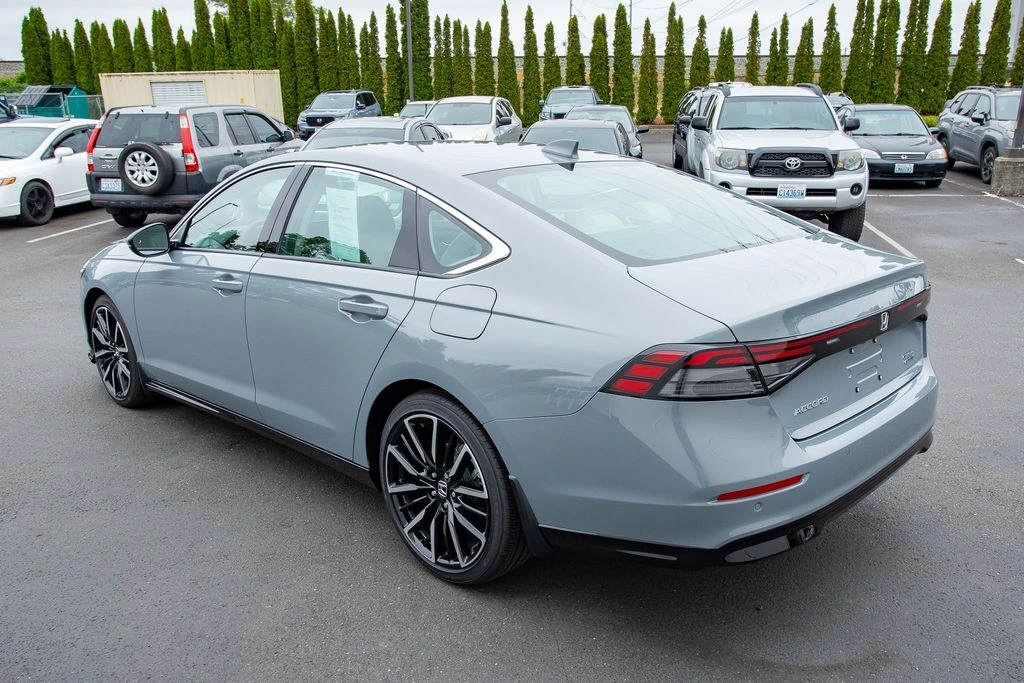 2026 Honda Accord Hybrid Touring - Photo 10