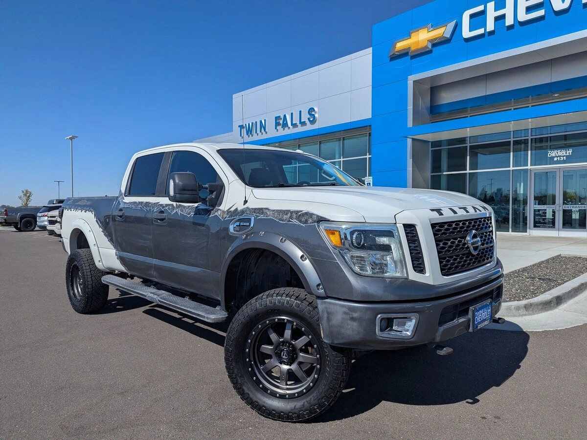 2016 Nissan Titan XD
