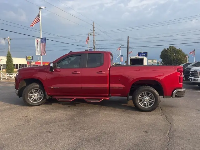 2021 Chevrolet Silverado 1500 LT photo 7