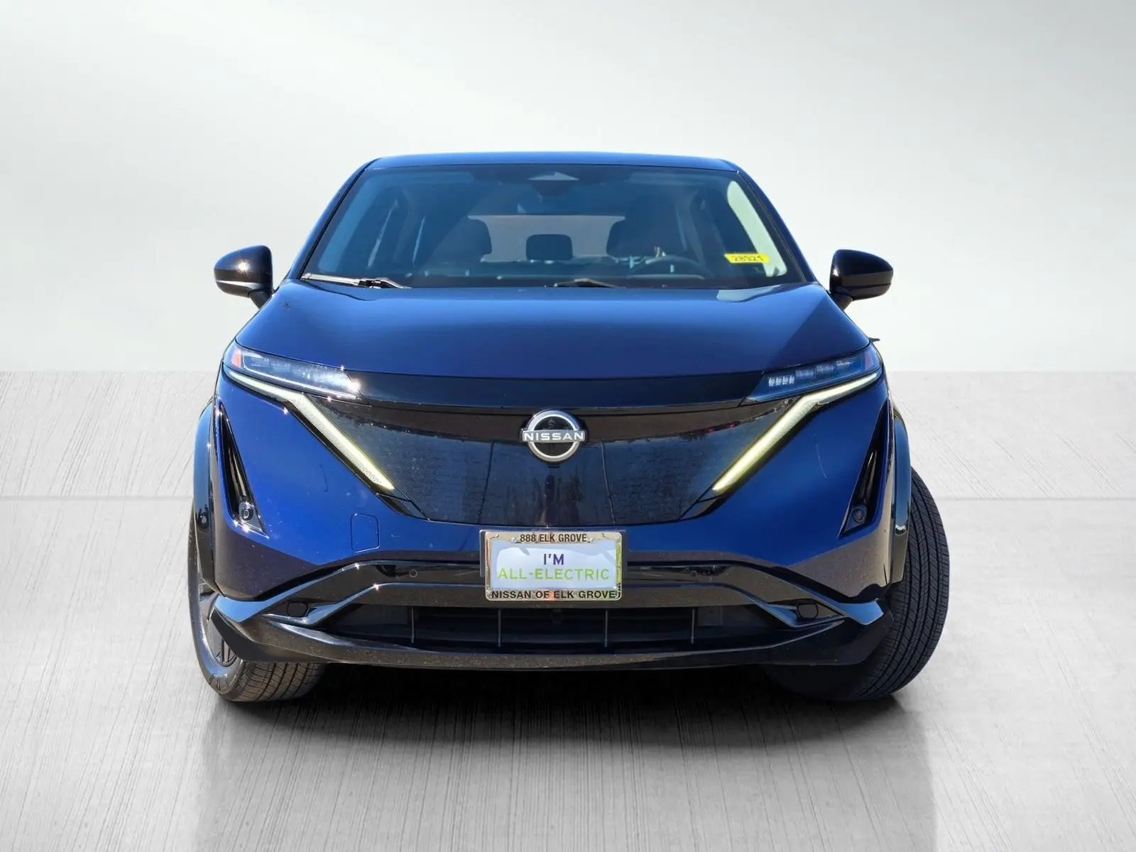 2023 Nissan ARIYA Engage e-4ORCE photo 2
