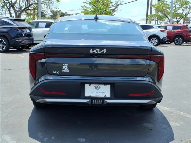 2025 Kia K4 LXS - Photo 29