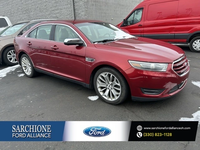 2015 Ford Taurus Limited's photo