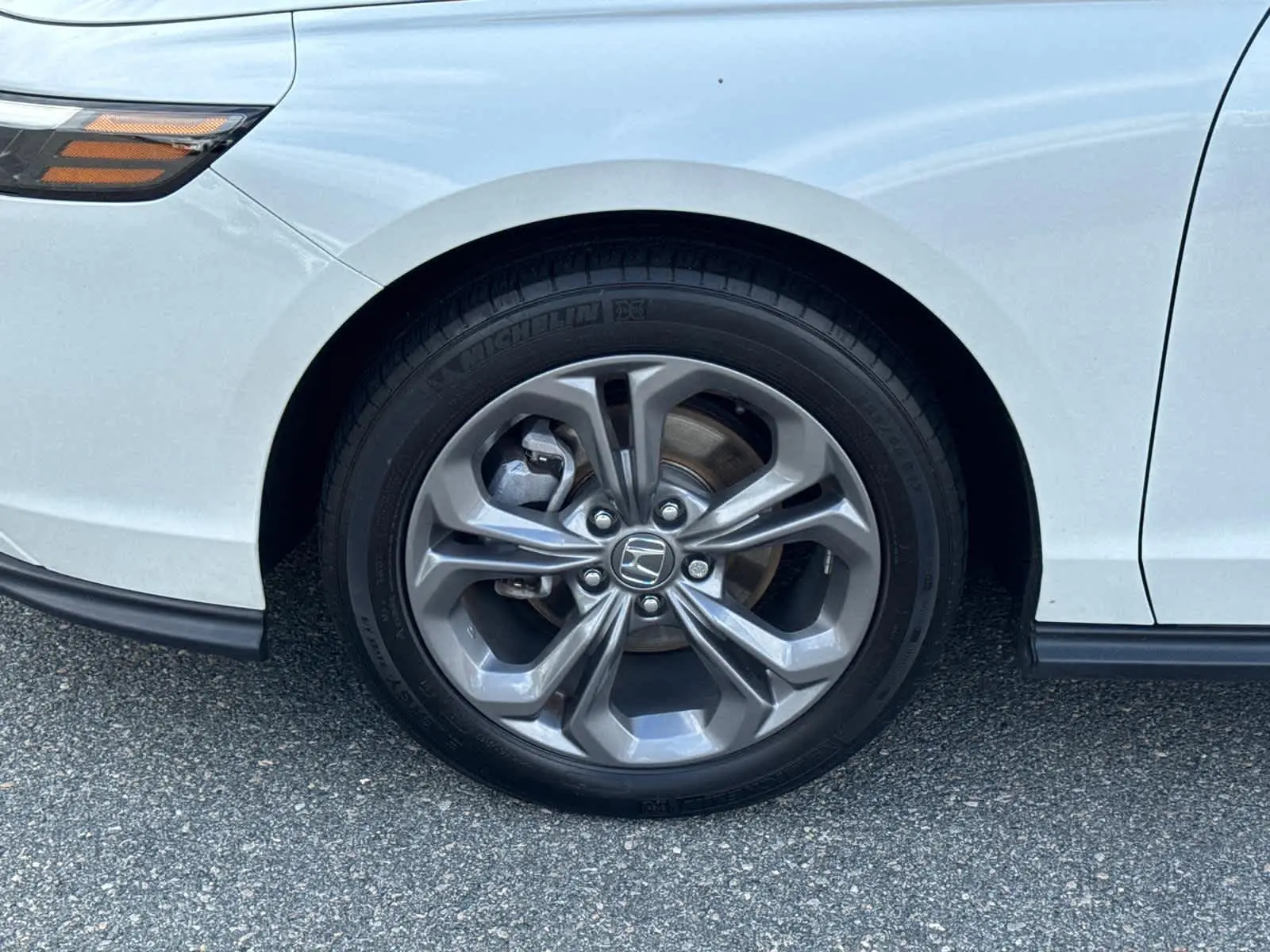 2024 Honda Accord EX photo 10
