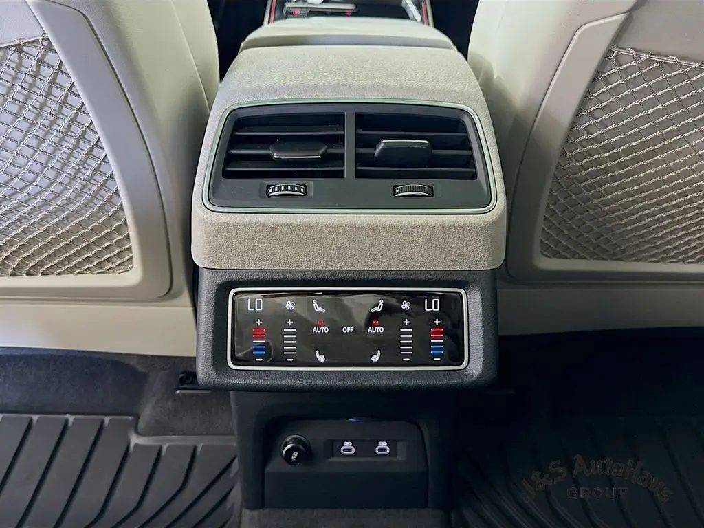 2022 Audi e-tron Chronos Edition photo 27