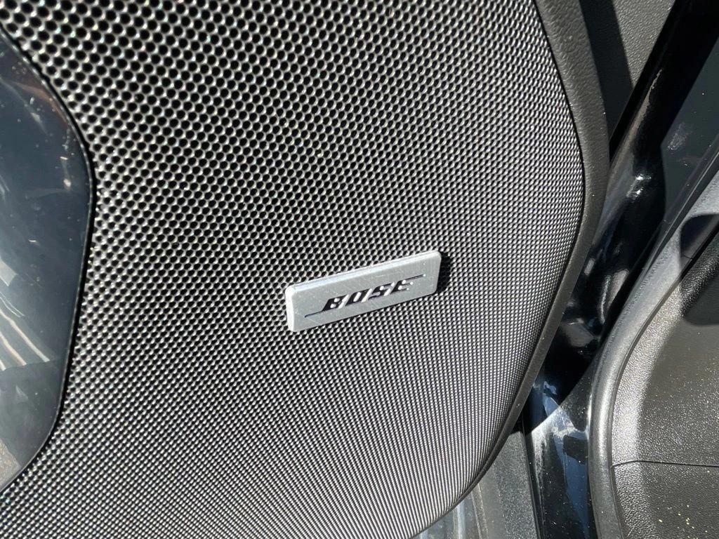 2022 GMC Yukon SLT - Photo 11