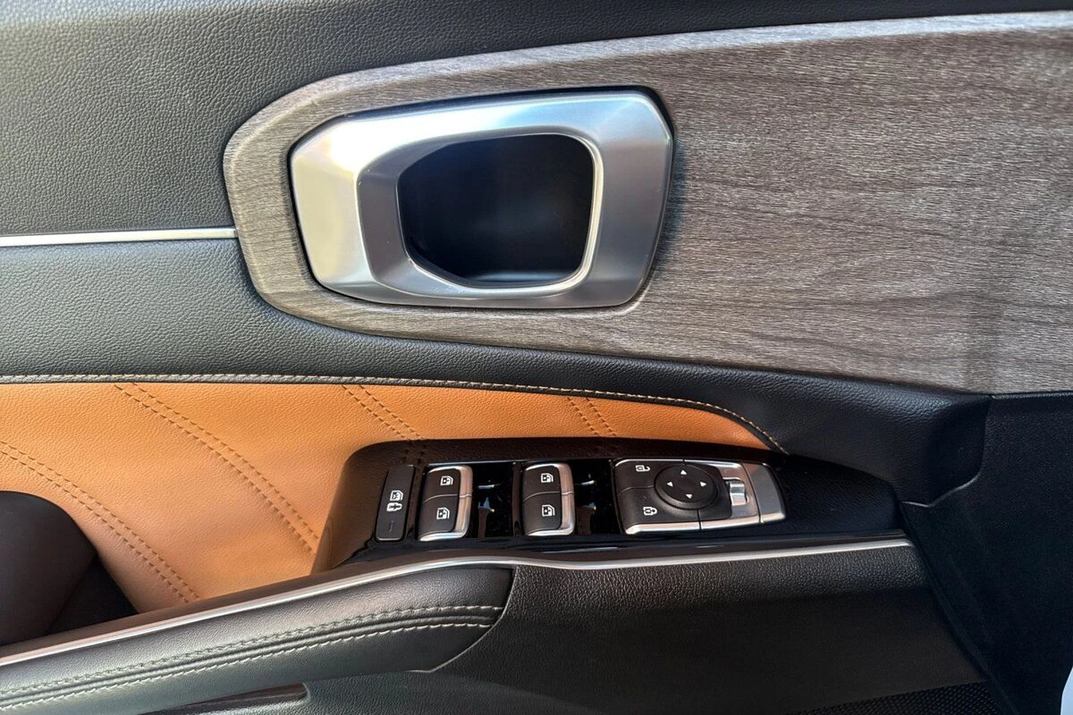 2021 Kia Sorento X-Line - Photo 11