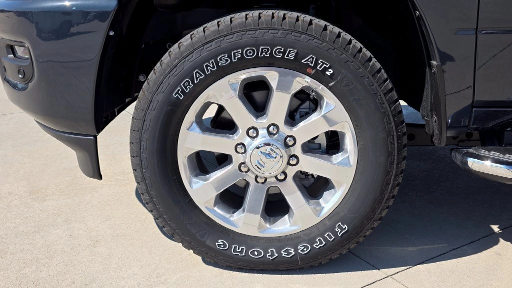 2026 RAM 2500 Laramie - Photo 11