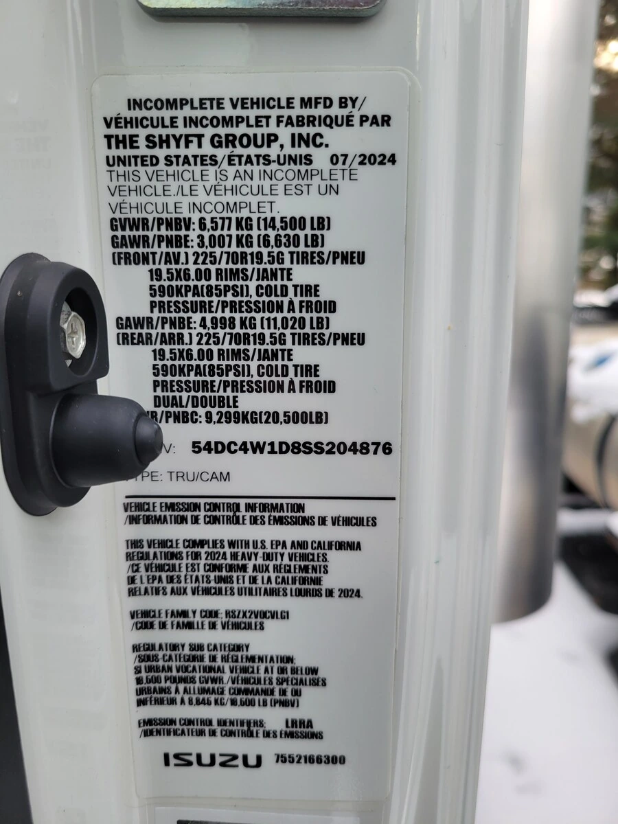 2025 Isuzu NPR in Philadelphia, PA — photo 8